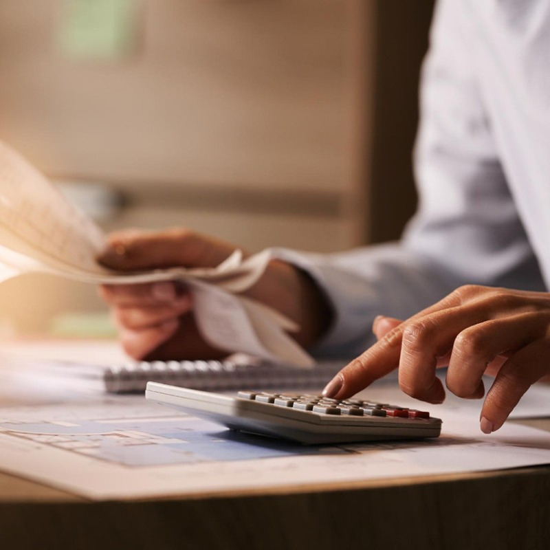 Tax planning services for manufacturing and construction companies